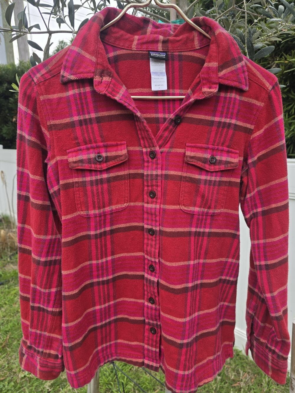 Patagonia Fjord Flannel Womens 2 Red Pink Plaid Heavyweight Button Shirt Outdoor